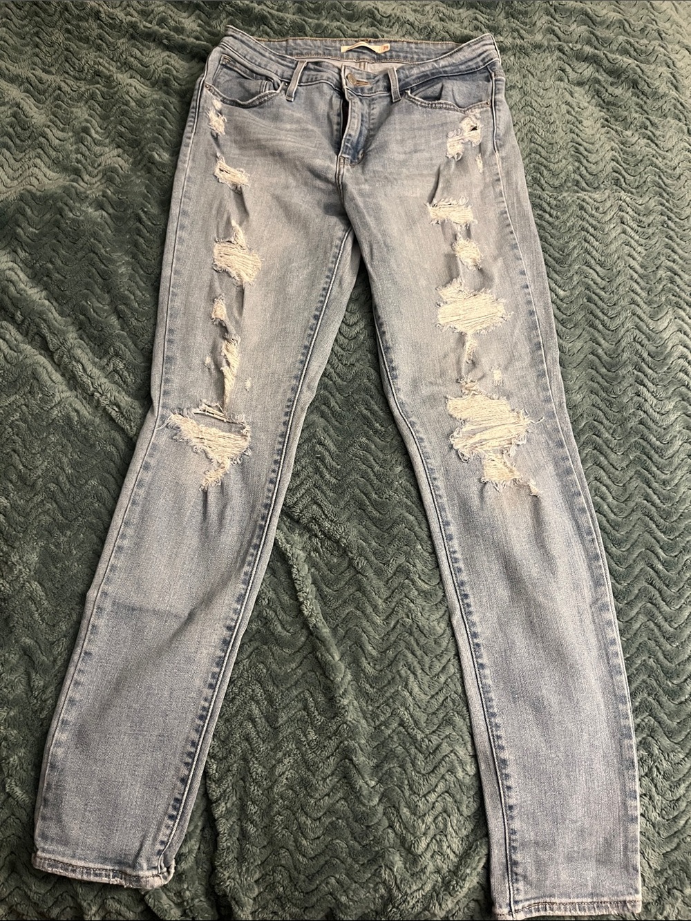Levi's Light Blue High Rise Skinny Ripped Women’s Jeans